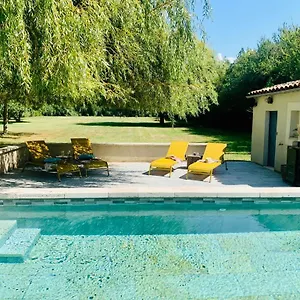  Bed & Breakfast Mas Des Muses France